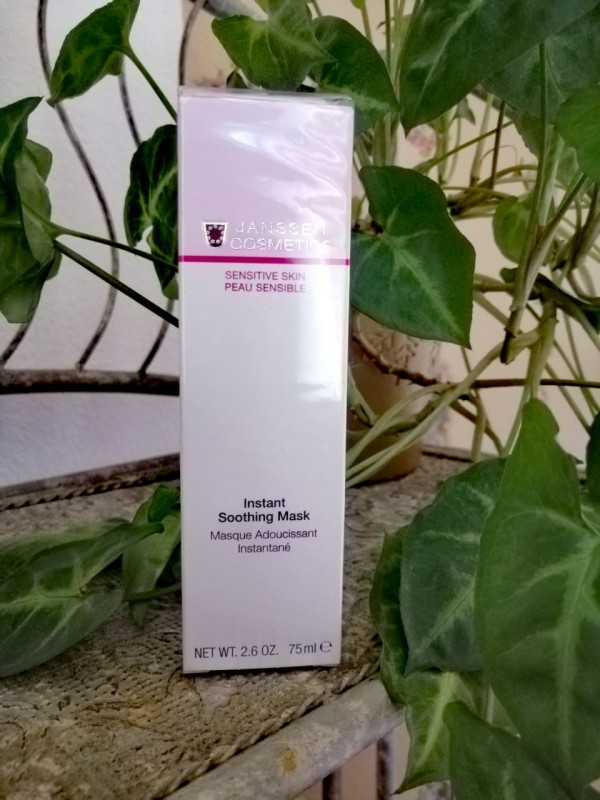 Instant Soothing Mask