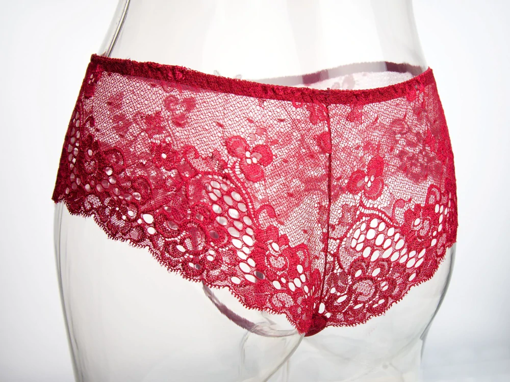 Krajkové nespoutané kalhotky